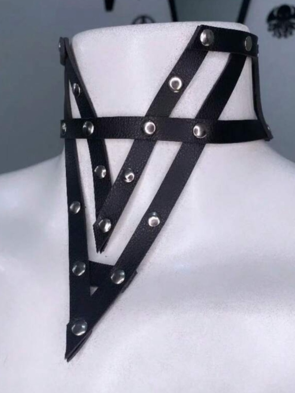 New Dolls Kill Leather Geometric Choker Necklace - Picture 9 of 11
